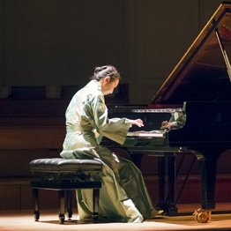 Junko Okazaki joue Ravel à la salle Gaveau